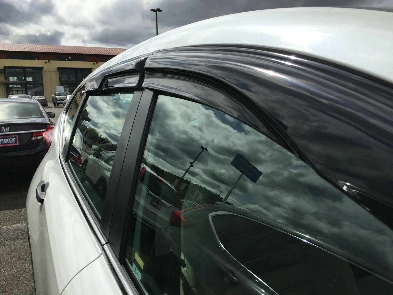 For Hyundai Santa Fe Sport 2013-2018 3D Mugen Style Vent Window Visors Rain Sun Wind Guards Shade Deflectors - Image 2