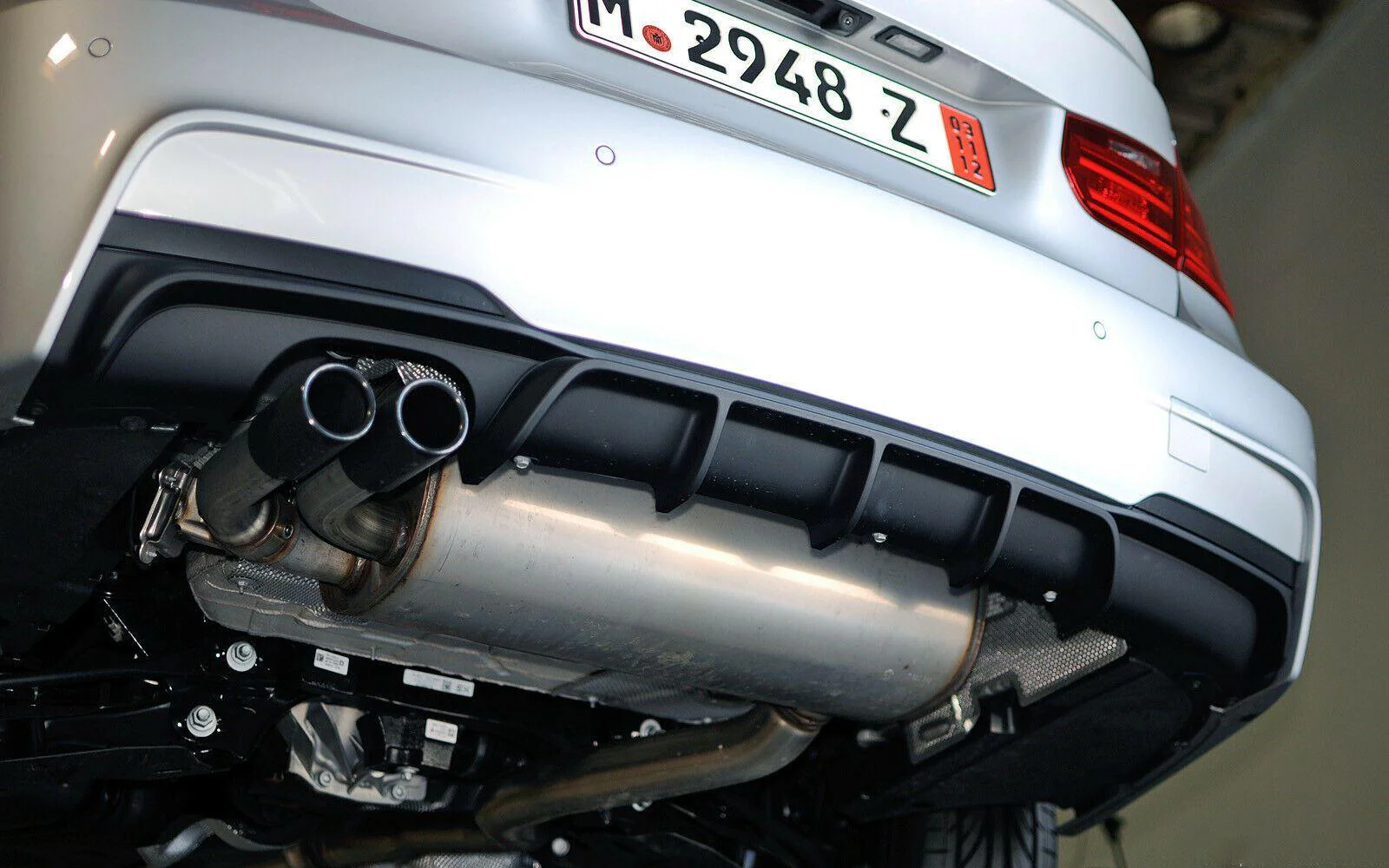 Fits 2012-2018 BMW F30 F31 M STYLE Black Left Single Exhaust Rear Bumper Diffuser - Image 3